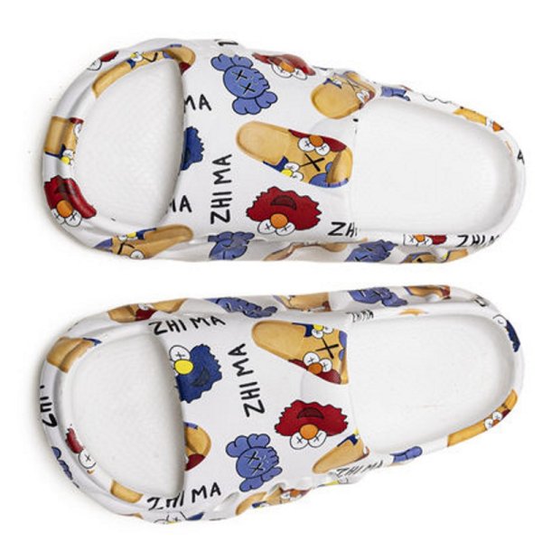 画像1: kaws x Sesame Street flip flops soft bottom sandals slippers Beach sandals 　ユニセックス男女兼用カウズツセサミーストリートフリップフロップ  シャワー ビーチ サンダル (1)