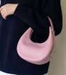 画像13: one shoulder underarm crescent underarm shoulder tote bag　トニミニ三日月型アンダーアームショルダートートバッグ (13)