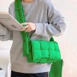 画像8: 21 Quilted padded down cassette bag cross body shoulder bag キルティング 絞り ペディング カセット クロスバッグ ショルダートート ポシェット (8)