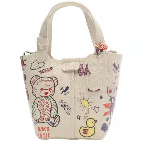 画像1: Bear graphic paint drawstring tote shoulder bag　ベアグラフィックペイント巾着トートショルダーバッグ (1)