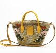 画像5: hand-embroidered water grass straw  tote shoulder bag　ハンドメイドフラワー刺繍籠 かご カゴトートショルダーバッグ (5)