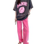 画像4: GANNI street shoot blogger Nordic style cartoon smiley print T-shirt　ストリートシュートスマイリープリント半袖Tシャツ  (4)