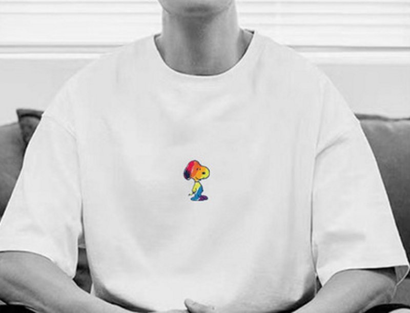 画像3: One point Rainbow SnoopyT-shirt ユニセックス 男女兼用 ワンポイントレインボースヌーピープリントTシャツ (3)
