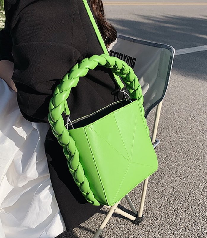 画像9: folding personality fried street weaving messenger bucket bag Shoulder Bag 折りたたみパーソナリティフライドストリートバケットバッグトートショルダーバッグ (9)