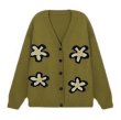 画像1: Unisex V-neck with flower motif cardigan knit   ユニセックス男女兼用Vネックフラワーモチーフ付き カーディガンニットセーター (1)