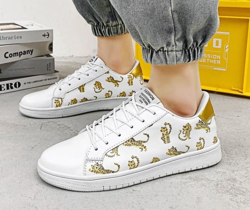 画像5:  Men's tiger graffiti print lace-up leather sneakers　 ユニセックス男女兼用レザータイガー虎グラフィックプリントスニーカーカジュアル シューズ (5)
