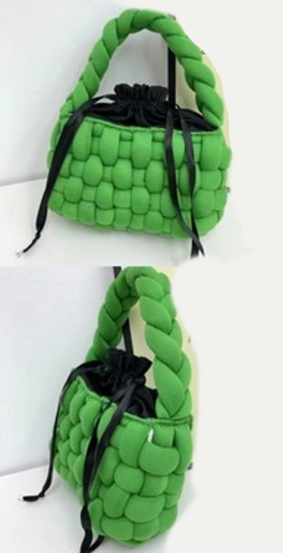 画像9: hand-knitted from thick wool handbag tote shoulder  bag 極太ウール編みハンドメイドスタイルアンダーアームトートショルダーバッグ (9)