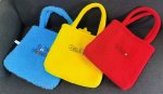 画像2: Sesame Street Elmo Fur Tote Shoulder Bag　セサミストリート エルモファートートバッグ (2)
