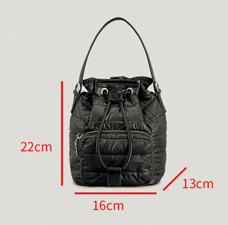画像8: One shoulder down quilted bucket tote shoulder bag ワンショルダーダウンキルティングバケット トートショルダーバッグ (8)