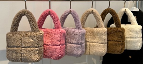 画像14:  fluffy plush sweet tote hand bag　フワフワファースイートトートバッグ  (14)