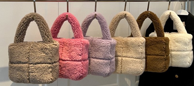 画像14:  fluffy plush sweet tote hand bag　フワフワファースイートトートバッグ  (14)