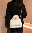 画像6: Pearl chain fur shoulder oblique crossbag tote shoulder hand bag　パールショルダーストラップファートートショルダーバッグ (6)