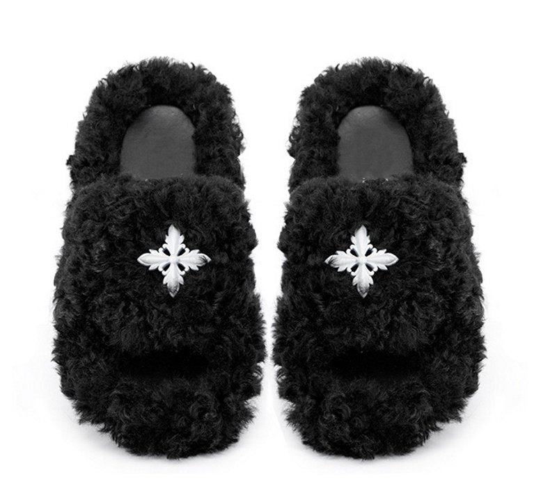 画像13:  cross pin fur sandals slippers 　クロスピン付きモコモコファーサンダルスリッパ    (13)