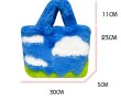 画像4: Blue Sky White Cloud Grass fur tote shoulder hand bag　ブルースカイ＆クラウド&グラスファートートショルダーバッグ (4)