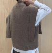 画像7: high neck design vest sweater　ハイネックデザインベストセーター  ニット (7)