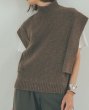 画像2: high neck design vest sweater　ハイネックデザインベストセーター  ニット (2)