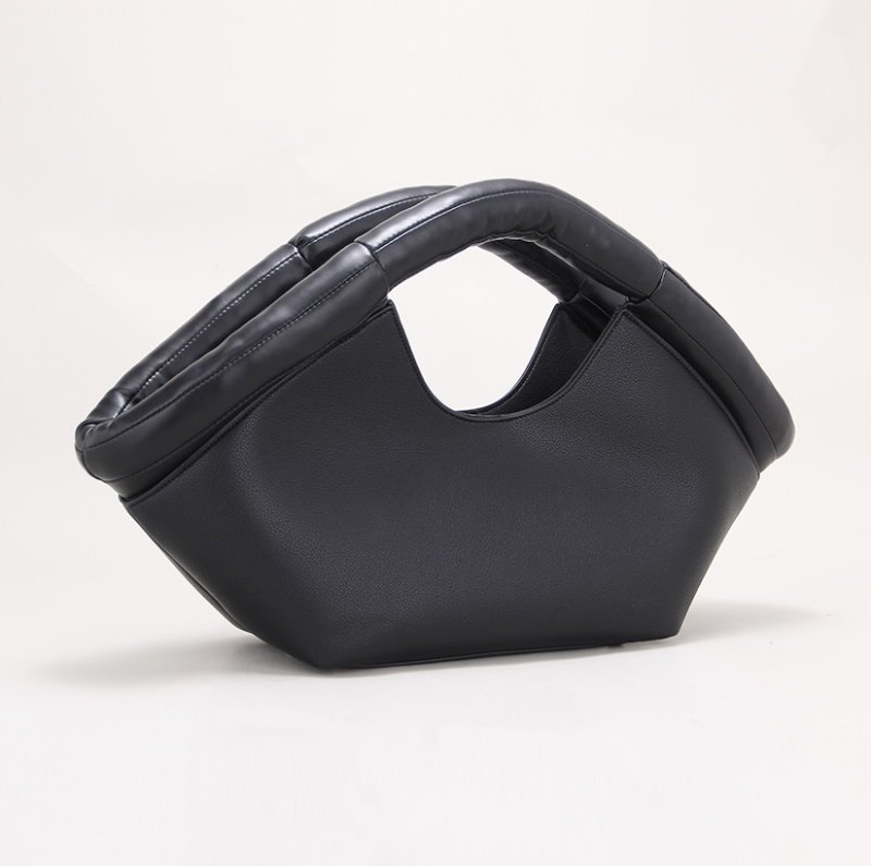 画像4: Cotton-filled soft fan-shaped braided  tote clutch  Bag コットン入りハンドル扇型ファンシェイプトートクラッチバッグ (4)