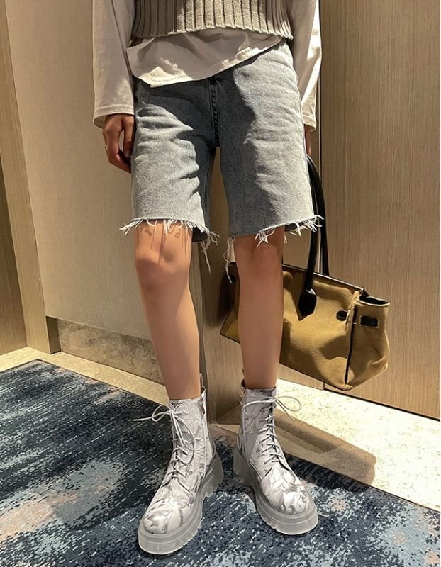 画像5: Woman's lace-up leather PAINTmartin boots　男女兼用ユニセックスレースアップレザーペイントブーツ (5)