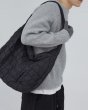 画像14: quilted wrinkled large capacity tote shoulder bag　キルティング絞りアンダーアームキャリングバッグショルダートートバッグ ショッピング　エコバック　 (14)