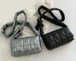 画像10: metallic Quilted padded down cassette bag cross body shoulder bag 　メタリックキルティング 絞り ペディング カセット クロスバッグ ショルダートート ポシェット (10)
