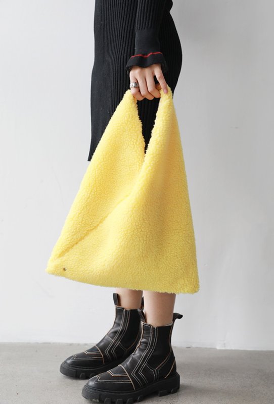 画像2: Fur Triangle Tote Shoulder Bag ファー モコモコトライアングル フリース トートショルダーバッグ (2)