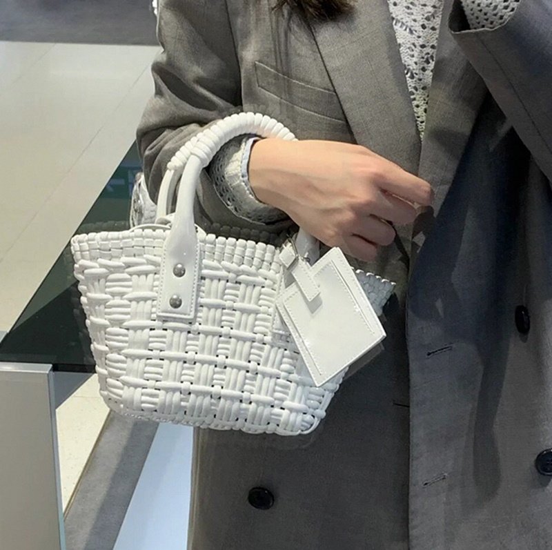 画像20: PU LEATHER BRAIDED MINI TOTE SHOULDER BAG レザー編み込みミニトートショルダーバッグクラッチかご籠バッグ (20)