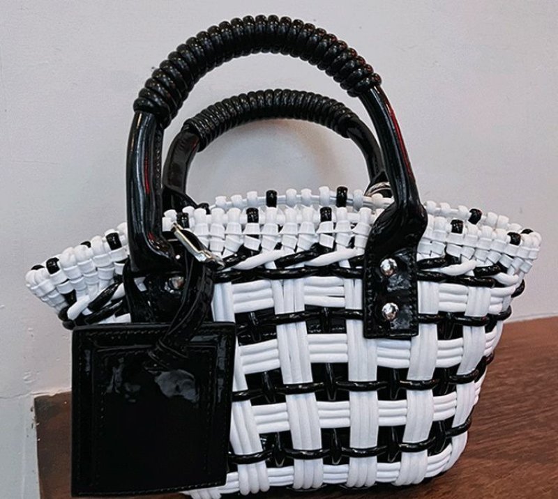 画像18: PU LEATHER BRAIDED MINI TOTE SHOULDER BAG レザー編み込みミニトートショルダーバッグクラッチかご籠バッグ (18)
