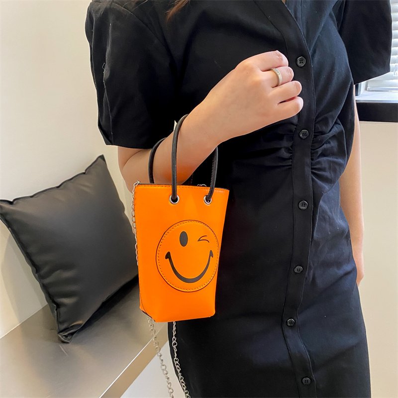 画像9: Smile bucket mobile phone bag all-match chain candy color messenger bag tote shoulder handbag スマイルキャンディーカラートートショルダーチェーンハンドバッグ (9)