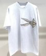画像2: Unisex Horizontal bugs bunny embroideryT-shirt  男女兼用 ユニセックス横向きバックスバニー刺繍エンブレム Tシャツ (2)