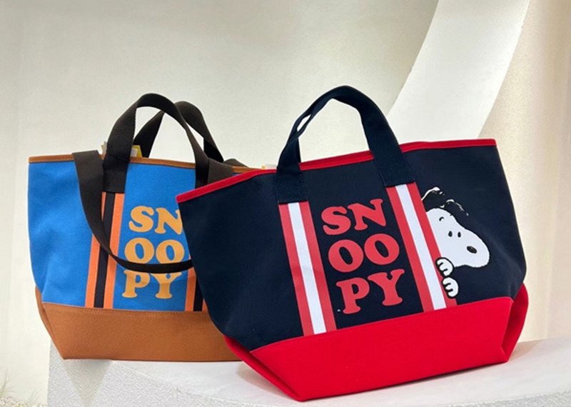 画像15: Snoopy cartoon cute canvas large-capacity messenger tote Shoulder handbag スヌーピーラージサイズキャンバスショルダートートバッグ ショッピングエコバッグ (15)