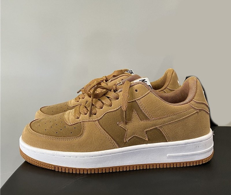 【美品】strober 定番 モデル 01002G ブラウン レザー スニーカー 美品】strober 定番 モデル 01002G ブラウン レザー スニーカー