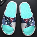 画像2: kaws & bearbrick sandals and slippers flip flops    男女兼用カウズkaws&ベアブリックフリップフロップサンダルシャワーサンダル ビーチサンダル　ユニセックス男女兼用 (2)