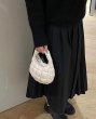 画像7: Quilted diaphragm down mini underarm bag tote shoulder bag　キルティング絞りダウンミニ アンダーアームバッグ トートショルダーバッグ (7)