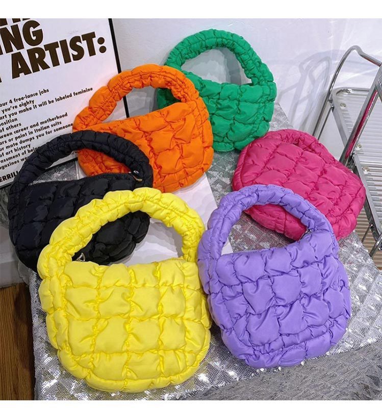 画像5: Quilted diaphragm down mini underarm bag tote shoulder bag キルティング絞りダウンミニ アンダーアームバッグ トートショルダーバッグ (5)