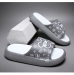 画像5: BE@RBRICK x KAWS sandals and slippers flip flops    男女兼用ユニセックスベアブリック×カウズフリップフロップサンダルシャワーサンダル ビーチサンダル (5)