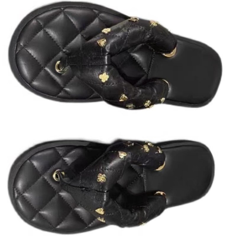 画像5: quilted leather thong sandals slippers  キルティングレザーゴールドチャーム付きトングサンダル スリッパフリップフロップビーチサンダル (5)