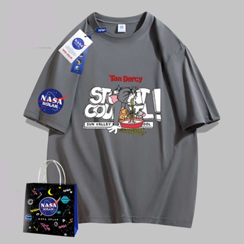 画像3: NASA x Tom and Jerry Noodle Eating Tom PrintT shirt　 ユニセックス男女兼用NASAナサ×トムとジェリートム＆ジェリーイーティングヌードルトムプリント半袖 Tシャツ (3)