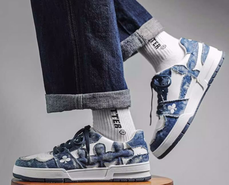 画像7: Denim & leather clover embroidery lace-up sneakers  男女兼用 ユニセックスデニム&レザークローバー刺繍レースアップスニーカー (7)