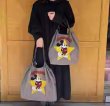 画像4: Mickey Mouse Embroidered Nylon Tote  Messenger Eco  Shoulder  Nylon Shopping Bag　男女兼用ミッキーマウスミッキー刺繍トート ショルダー エコ ショッピングバッグ (4)