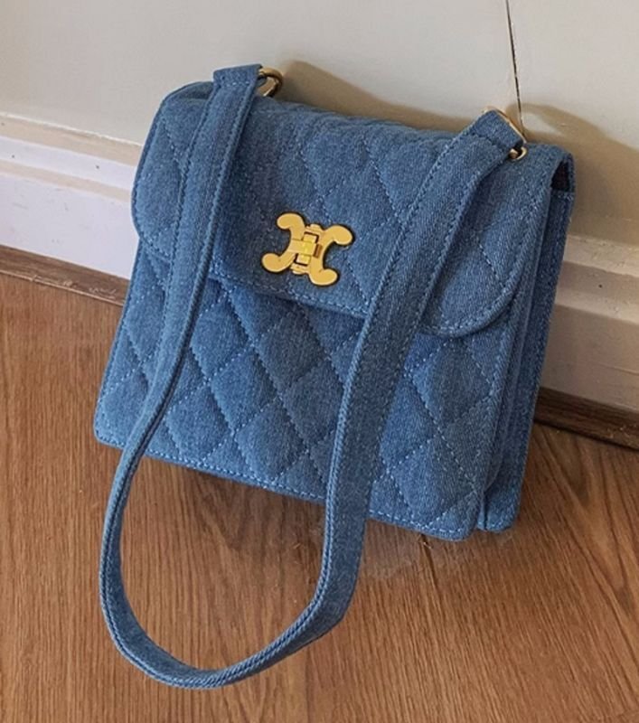 画像9: Quilted denim shoulder crossbody pochette tote bag 　キルティングデニムショルダー斜め掛け ポシェットトートバッグ (9)