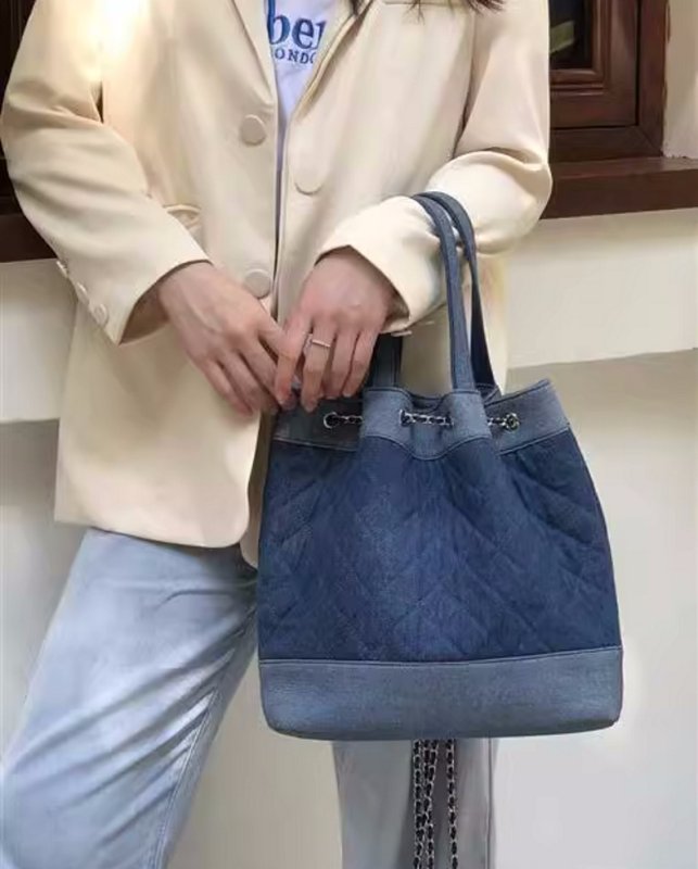 画像2: Quilted denim chain shoulder backpack tote shoulder bag キルティングデニムデニムチェーンショルダーバックパックトートバッグ (2)