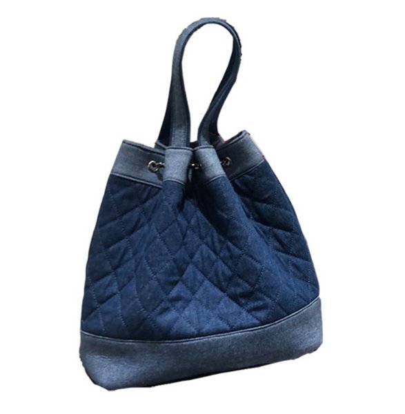 画像1: Quilted denim chain shoulder backpack tote shoulder bag　キルティングデニムデニムチェーンショルダーバックパックトートバッグ (1)