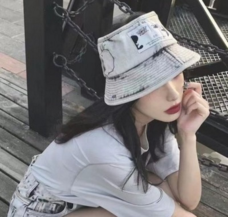 画像5: bugs bunny Washed Black Denim Bucket Hat fisherman hat cap ユニセックス男女兼用 バッグスバニー ウォッシュブラックデニムバケットハット フィッシャーマンハットキャップ 帽子 野球帽 ベースボールキャップ 帽子 (5)
