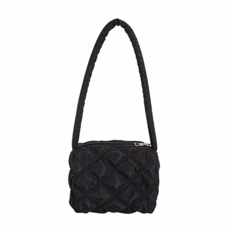 画像14: Killing Mi Ni Skuea type Anda Arm Bag tote shoulder bag ユニセックス男女兼用スクエアミニキルティングバッグアンダーアームバッグトートショルダーバッグ (14)