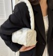 画像9: Killing Mi Ni Skuea type Anda Arm Bag tote shoulder bag　ユニセックス男女兼用スクエアミニキルティングバッグアンダーアームバッグトートショルダーバッグ (9)