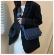 画像14: Quilted padded down cassette bag cross body shoulder bag small sizeキルティング 絞り ペディング カセット クロスバッグ ショルダートート ポシェットスモール (14)