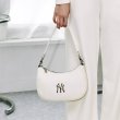 画像3: MLB Korea Classic monogram HoboBag armpit bag Tote shoulder Bag MLB NY y2k ニューヨークヤンキース  クラシック モノグラム エンボス ホーボー バッグ  アームピトショルダートートバッグ (3)