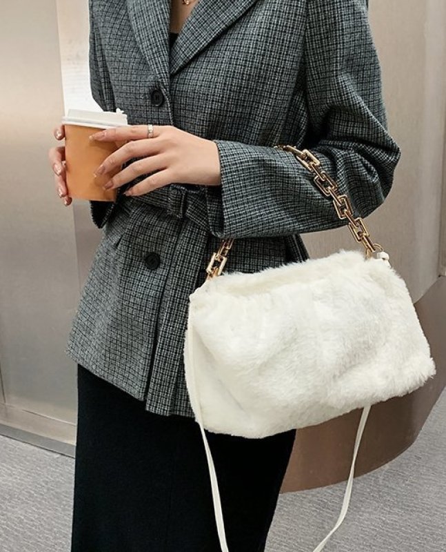 画像7: fur tote one shoulder underarm bag shoulder tote bag  ファーアンダーアームチェーンハンドルトートショルダーショッピングバッグ (7)