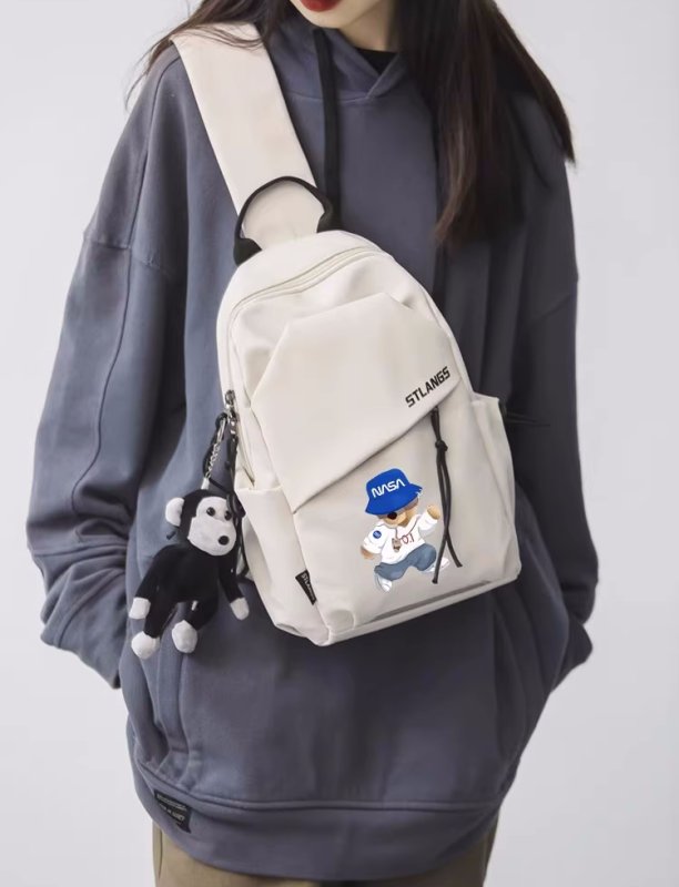 画像6: NASA×Hiking Bear Messenger bag  shoulder bag  　ユニセックスNASAナサ×ハイキングベア熊斜め掛け用ショルダーバックボディーバッグ　ポシェット　ウエストポーチバック　バックパック　 (6)