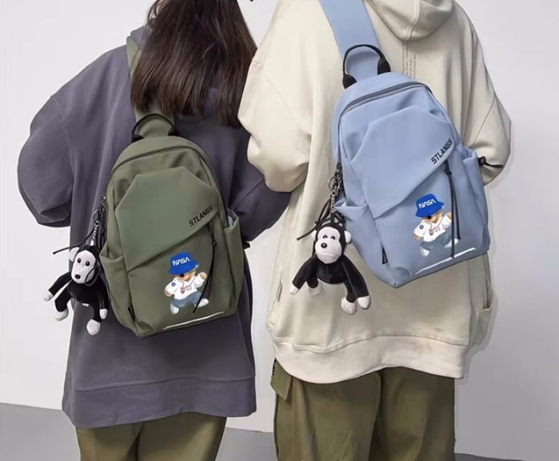 画像8: NASA×Hiking Bear Messenger bag  shoulder bag  　ユニセックスNASAナサ×ハイキングベア熊斜め掛け用ショルダーバックボディーバッグ　ポシェット　ウエストポーチバック　バックパック　 (8)